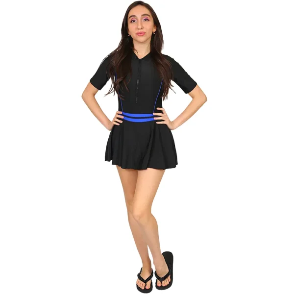 ملابس سباحة عصرية نسائية
